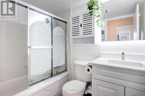 1509 - 2565 Erin Centre Boulevard, Mississauga, ON - Indoor Photo Showing Bathroom