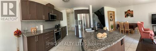 24 - 135 Hardcastle Drive, Cambridge, ON - Indoor Photo Showing Kitchen With Upgraded Kitchen