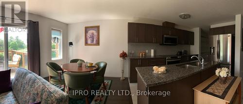 24 - 135 Hardcastle Drive, Cambridge, ON - Indoor Photo Showing Kitchen