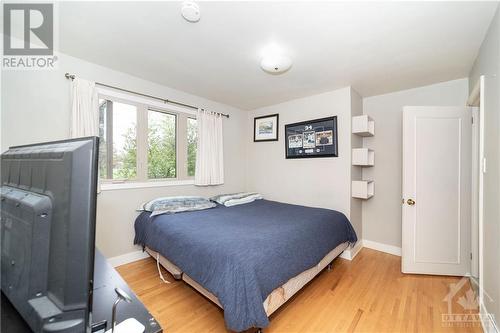 70 Rebecca Crescent, Ottawa, ON - Indoor Photo Showing Bedroom