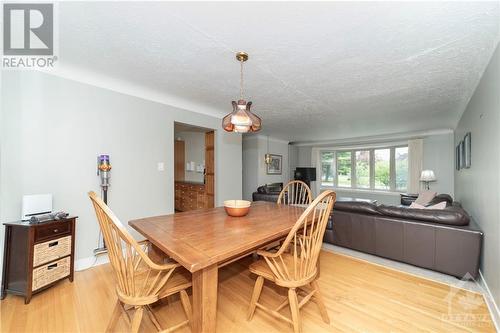 70 Rebecca Crescent, Ottawa, ON - Indoor Photo Showing Dining Room