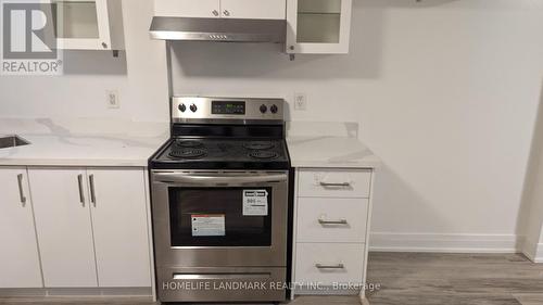 Bsmt - 41 Long Island Crescent, Markham, ON - Indoor Photo Showing Kitchen