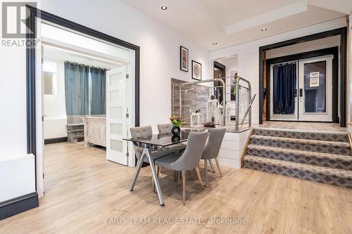 15512 County Road 27, Springwater, ON - Indoor Photo Showing Dining Room