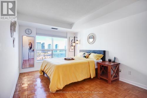 1509 - 2565 Erin Centre Boulevard, Mississauga, ON - Indoor Photo Showing Bedroom