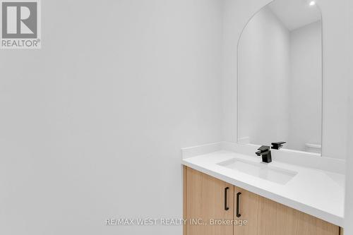 386A Rimilton Avenue, Toronto, ON -  Photo Showing Bathroom