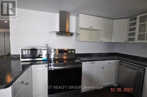 431 Hiscock Shores Road, Prince Edward County (Ameliasburgh), ON - Indoor Photo Showing Kitchen