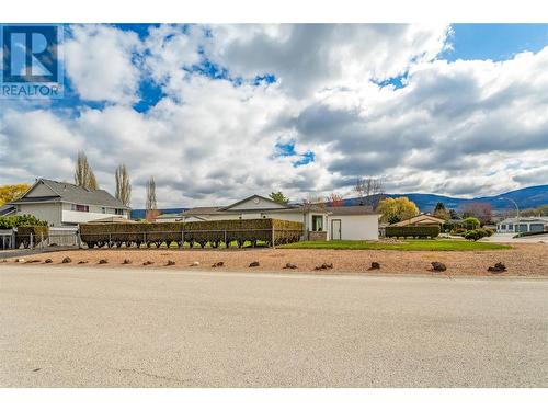 274 Dalgleish Court, Kelowna, BC - Outdoor With View