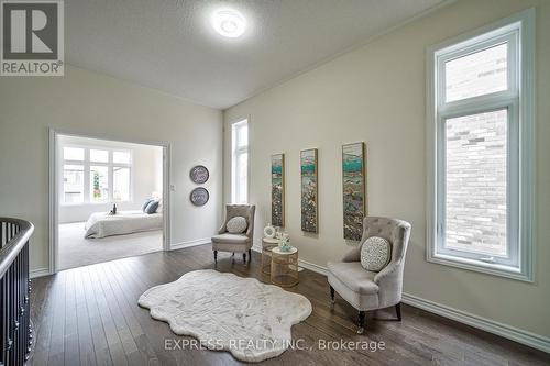 6 Morley Crescent, Whitby, ON - Indoor Photo Showing Living Room