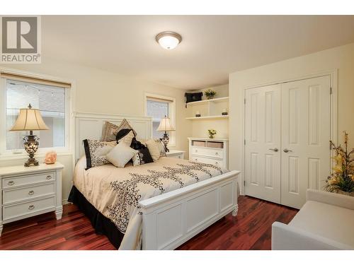 3973 Gallaghers Circle, Kelowna, BC - Indoor Photo Showing Bedroom