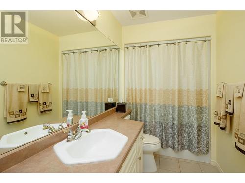 3973 Gallaghers Circle, Kelowna, BC - Indoor Photo Showing Bathroom