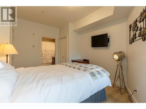 1500 Mcdonald  Avenue Unit# 307, Fernie, BC - Indoor Photo Showing Bedroom