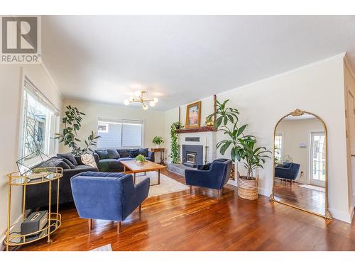 860 Fairview Road, Oliver, BC - Indoor Photo Showing Living Room With Fireplace