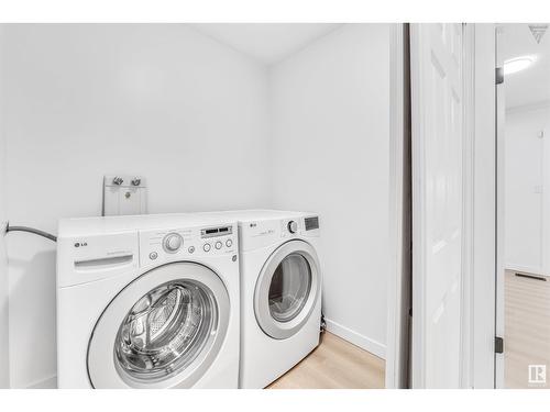 2027 108 Nw, Edmonton, AB - Indoor Photo Showing Laundry Room