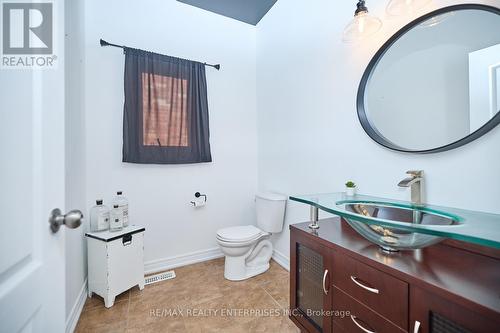 4085 Highland Park Drive, Lincoln, ON - Indoor Photo Showing Bathroom