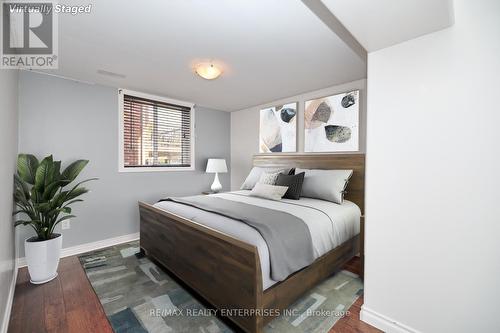 4085 Highland Park Drive, Lincoln, ON - Indoor Photo Showing Bedroom