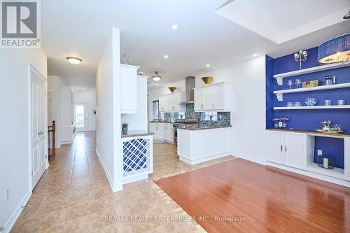 4085 Highland Park Drive, Lincoln, ON - Indoor Photo Showing Other Room