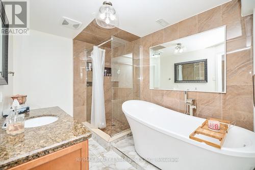 4085 Highland Park Drive, Lincoln, ON - Indoor Photo Showing Bathroom