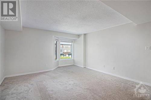 52 Lakepointe Drive, Ottawa, ON - Indoor Photo Showing Other Room