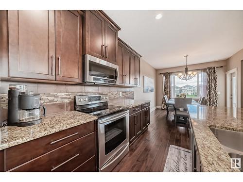 17103 122 St Nw, Edmonton, AB - Indoor Photo Showing Kitchen