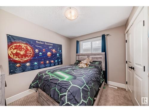 17103 122 St Nw, Edmonton, AB - Indoor Photo Showing Bedroom