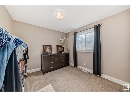 17103 122 St Nw, Edmonton, AB - Indoor Photo Showing Bedroom