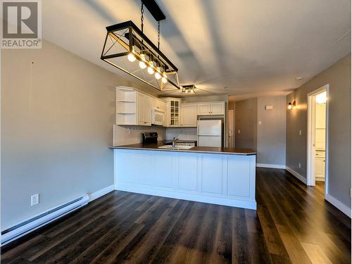 5052 Riverview  Road Unit# 4001A, Fairmont Hot Springs, BC - Indoor Photo Showing Kitchen