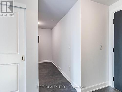 821 - 3200 William Coltson Avenue, Oakville, ON - Indoor Photo Showing Other Room