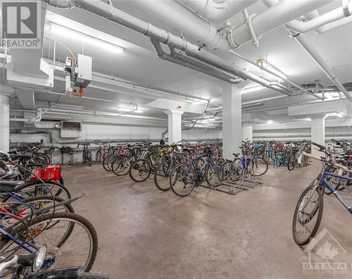 200 Lett Street Unit#901, Ottawa, ON - Indoor Photo Showing Garage