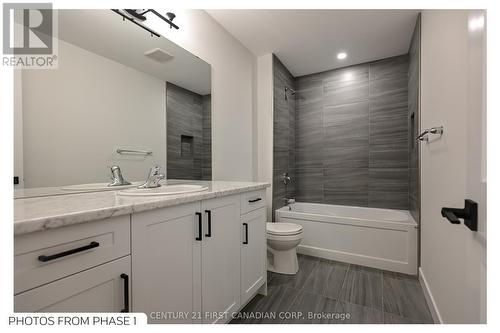 6681 Hayward Drive, London, ON - Indoor Photo Showing Bathroom