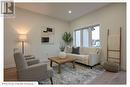 6681 Hayward Drive, London, ON  - Indoor Photo Showing Living Room 