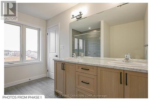 6681 Hayward Drive, London, ON - Indoor Photo Showing Bathroom