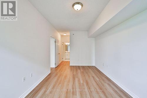 609 - 115 Bonis Avenue, Toronto, ON - Indoor Photo Showing Other Room