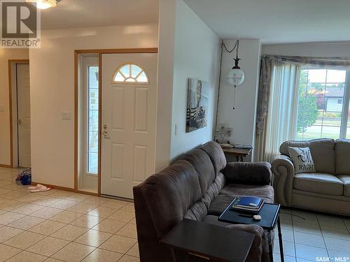 324 5Th Street N, Nipawin, SK - Indoor Photo Showing Living Room