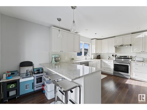 4347 147 St Nw, Edmonton, AB - Indoor Photo Showing Kitchen With Upgraded Kitchen