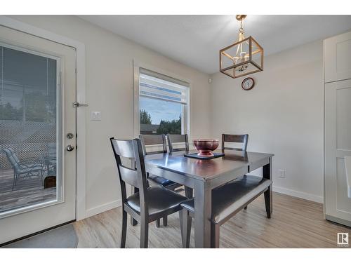 4624 13 Av Nw, Edmonton, AB - Indoor Photo Showing Dining Room