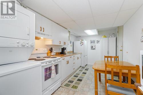 6 Ridgeview Drive, Scugog, ON - Indoor Photo Showing Kitchen