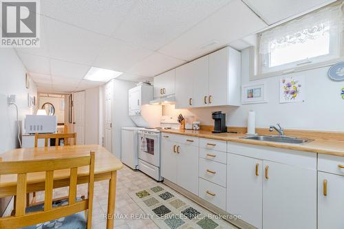 6 Ridgeview Drive, Scugog, ON - Indoor Photo Showing Kitchen