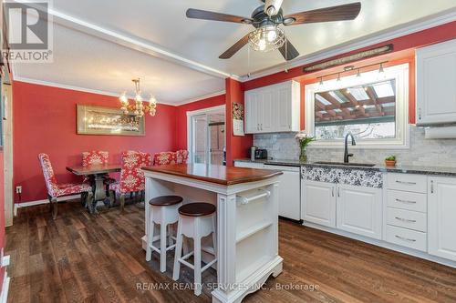 6 Ridgeview Drive, Scugog, ON - Indoor Photo Showing Kitchen With Upgraded Kitchen