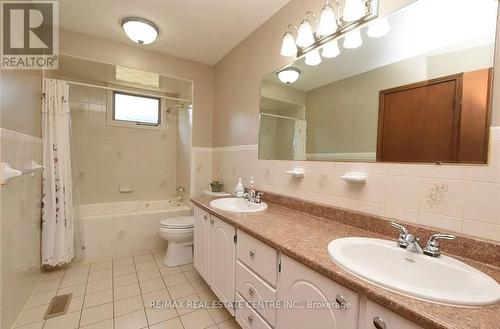 1648 Hwy 56, Hamilton, ON - Indoor Photo Showing Bathroom