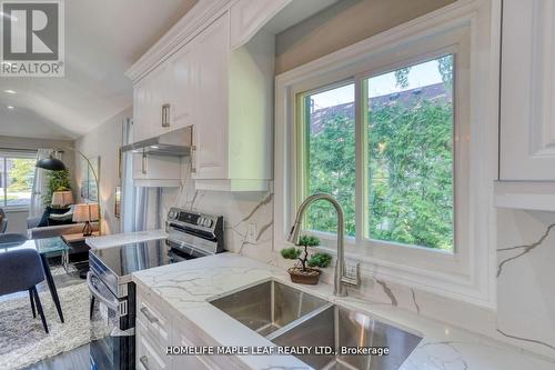 761 Churchill Lane, Georgina, ON - Indoor Photo Showing Kitchen With Double Sink