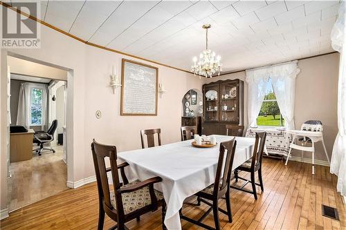 1128 Drummond Concession 9A Road, Perth, ON - Indoor Photo Showing Dining Room