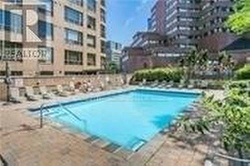 2609 - 100 Upper Madison Avenue, Toronto, ON - Outdoor With In Ground Pool