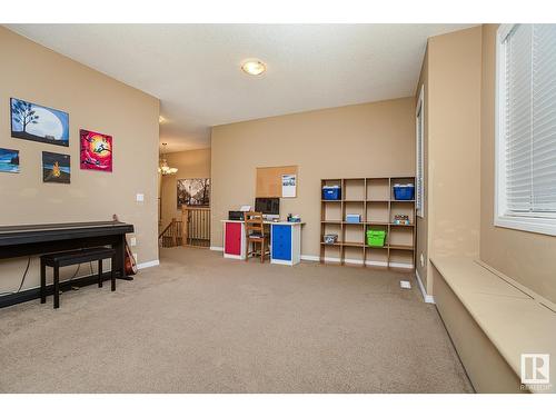 16532 61 St Nw, Edmonton, AB - Indoor Photo Showing Other Room