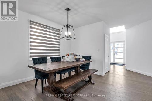 88 Poole Crescent, Middlesex Centre, ON - Indoor Photo Showing Dining Room