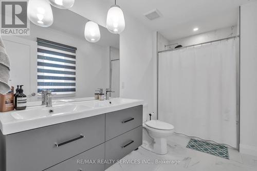 88 Poole Crescent, Middlesex Centre, ON - Indoor Photo Showing Bathroom