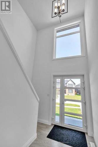 88 Poole Crescent, Middlesex Centre, ON - Indoor Photo Showing Other Room