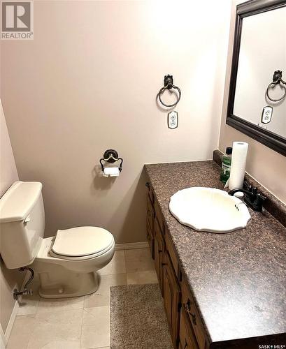 423 Whiteshore Court, Saskatoon, SK - Indoor Photo Showing Bathroom