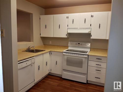 #306 14916 26 St Nw, Edmonton, AB - Indoor Photo Showing Kitchen