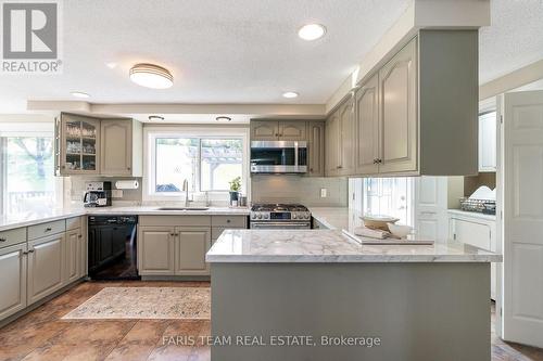 5827 7Th Line, New Tecumseth, ON - Indoor Photo Showing Kitchen