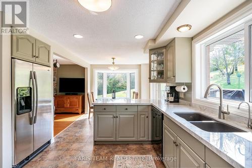 5827 7Th Line, New Tecumseth, ON - Indoor Photo Showing Kitchen With Double Sink